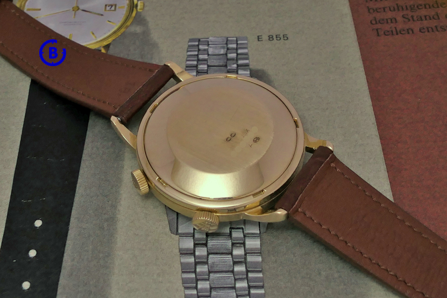 New entry: Jaeger-LeCoultre E 855 Memovox in 18K Gold – The